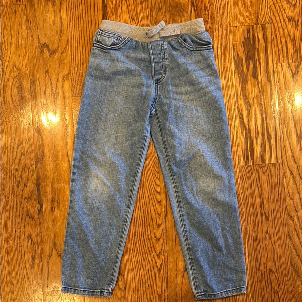 Kid’s Relaxed Fit Jeans with elastic waist!